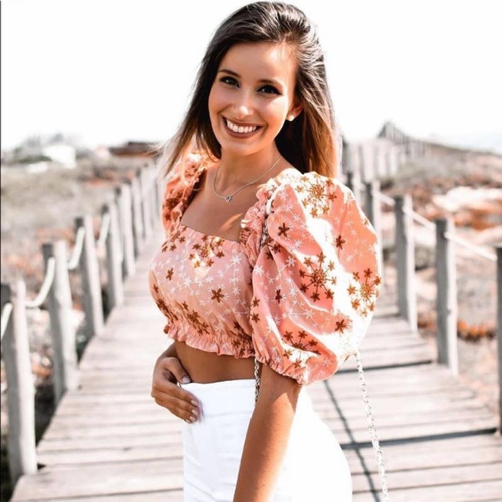 Zara Embroidered Voluminous Crop Top in Salmon - Picture 8 of 14